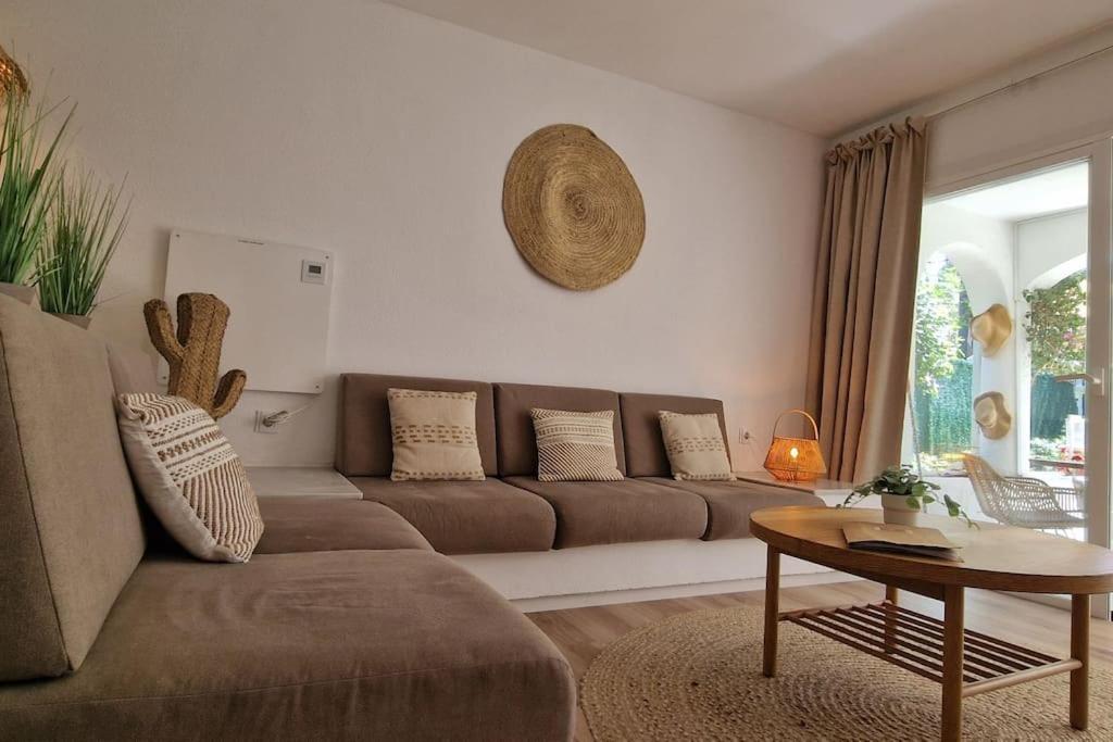 Luxe Studio Met Ruim Terras, Vlak Aan Zee! Sitio de Calahonda Exterior foto